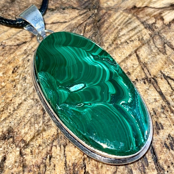 Green Malachite Pendant 2” - Picture 12 of 13
